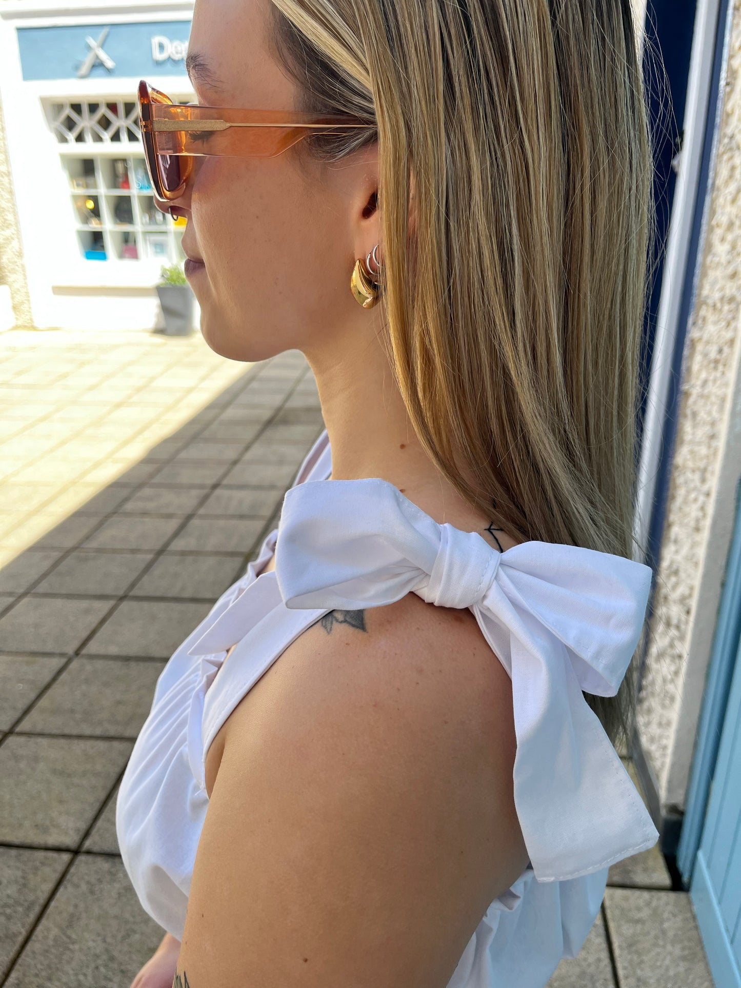 PREMIUM White Frilly Crop